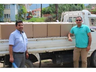 Sarıcakaya’da İhtiyaç Sahiplerine Gıda Yardımı