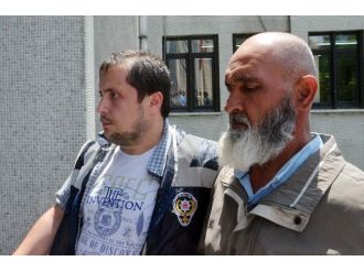 Kahvehane İşletmecisini 15 Bıçak Darbesiyle Öldüren Zanlı Adliyede