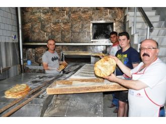 Ramazan Pidesi Ödemiş’te Bu Yılda 1 Tl 50 Kuruş