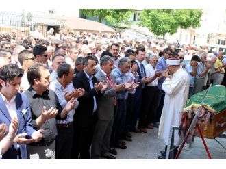 Destici, Eskişehir’de Cenaze Törenine Katıldı