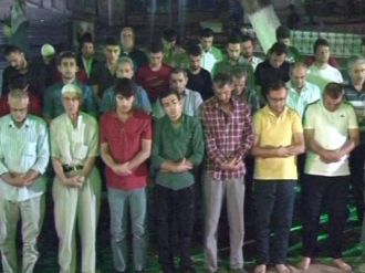 İlk Teravih Namazında Camiler Doldu Taştı