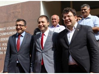 Çanakkale’de Mhp Ve Chp’li Milletvekilleri Mazbatalarını Aldı