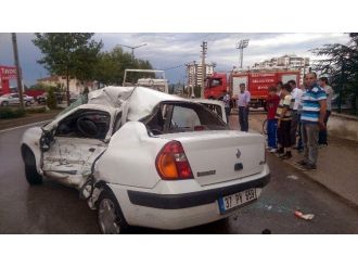 Kastamonu’da Kamyon İle Otomobil Çarpıştı: 1 Ölü