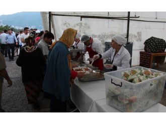 Ordu’da Bin 500 Kişi İlk İftarını Çadırda Açtı