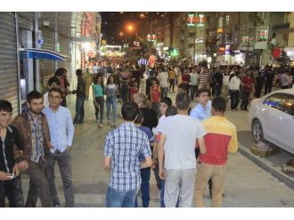Özel Haber-hakkari’deki Ramazan Geceleri Renkli Görüntülere Sahne Oldu