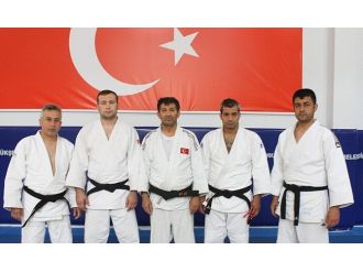 Yıldız Milli Judocular Sekasem’de Çalışıyor