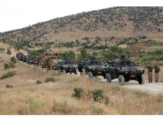 Diyarbakır’da 230 Bin Kök Hint Keneviri Ele Geçirildi