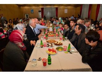 Şehit Yakınları Ve Gazilere İftar