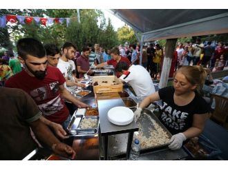Büyükşehir Belediyesinin Ramazan Etkinlikleri Kur’an Tilavetiyle Başladı