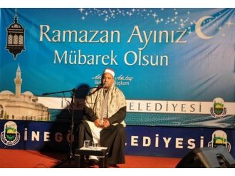 Mısırlı Hafız Gönülleri Mest Etti