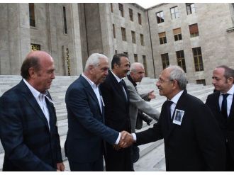 Tbmm’de 14 Ve 15’inci Dönem Çorum Milletvekili Angın İçin Tören Düzenlendi