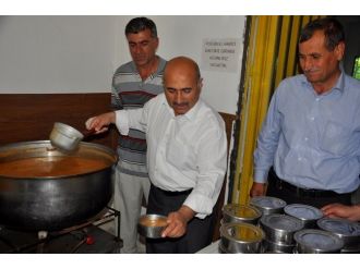 Bayat Belediyesi’nden 350 Aileye Sıcak Yemek
