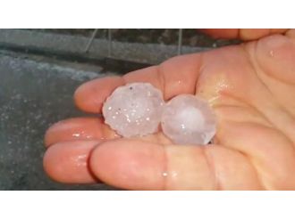 Amasya’ya Ceviz Büyüklüğünde Dolu Yağdı