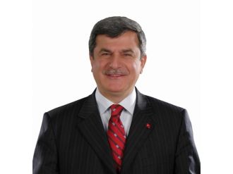 Başkan Karaosmanoğlu , Babalar Günü’nü Kutladı