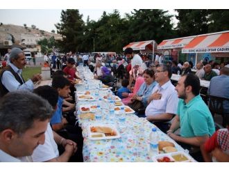 Başkan Güvenç İftar Programına Katıldı