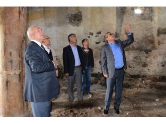 Vali Deniz, Tarihi Müderris İbrahim Efendi Camisinde İncelemelerde Bulundu