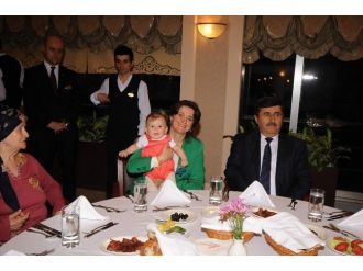 Vali Öz’den Anlamlı İftar