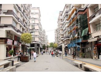 ‘Çiftlik Cadde Avm’de Yüzde 50 Tamam