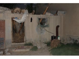 İftar Sofrasında Evin Damı Çöktü: 3 Yaralı