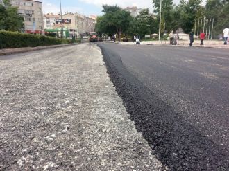 Karaman Belediyesi’nden Yol Yenileme Çalışması