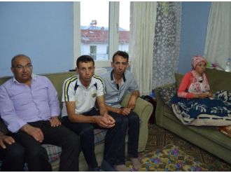 Sezer’den Coşkun Ailesine Taziye Ziyareti