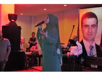 İkbal Gürpınar, Akçakoca’da Ramazan Şenliğine Katıldı