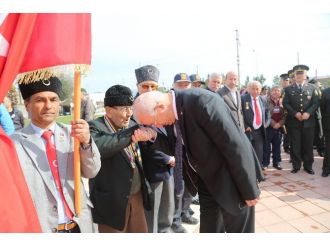 Başkan Görmez’den Çarpıcı Babalar Günü Mesajı: