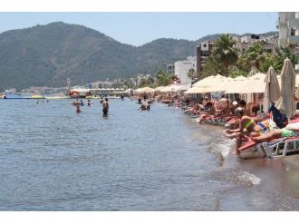 Marmaris Sahillerinde Ramazan Sakinliği