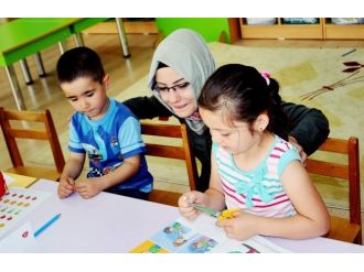 Adü’lü Gençler Gönüllü Öğretmen Oldu