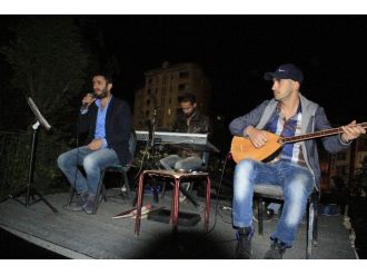 Valilik Parkı Canlı Müzik Hizmeti Vermeye Başladı