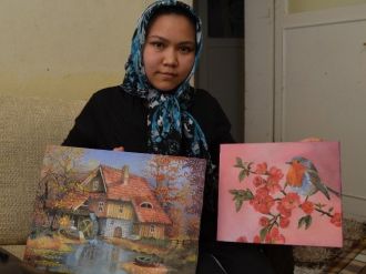 Afganlı Ressam Kızın Hayali