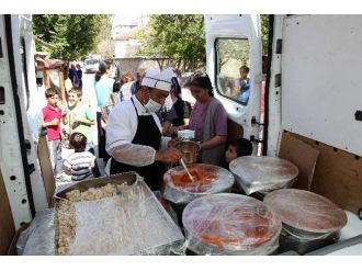 600 Kişinin İftar Sofrasını Yenimahalle Kuruyor