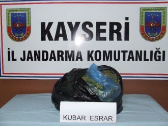 Yolcu Treninde 2 Kilo Esrar Elegeçirildi