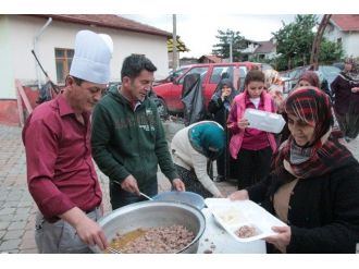 Bolu’da İlk Mahalle İftarı Seyit Mahallesi’nde