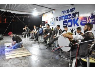 Niksar’da Sıra Gecesi Coşkusu