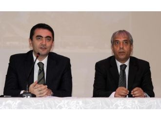 Ahlat’ta Eğitim Değerlendirme Toplantısı