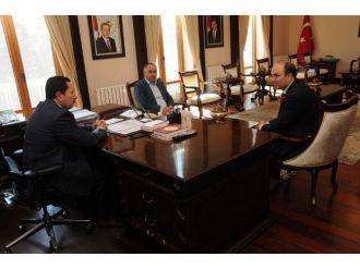 Şampiyon Müdür Görevde