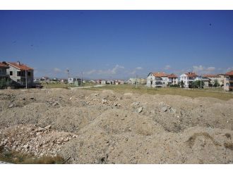 Üniversite Mahallesine Semt Spor Sahası
