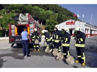 Büyükşehir İtfaiyesi Eğitimlerini Sürdürüyor