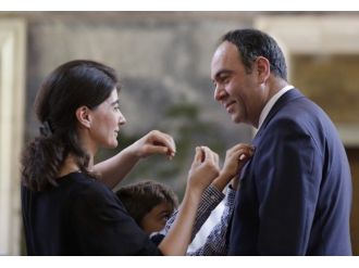 Tümer’in Rozetini Eşi Ve Oğlu Taktı