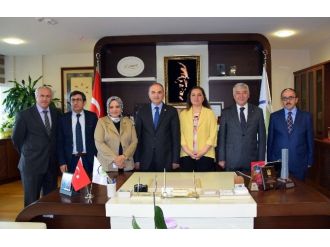 Milletvekillerinden Üniversiteye Tam Destek