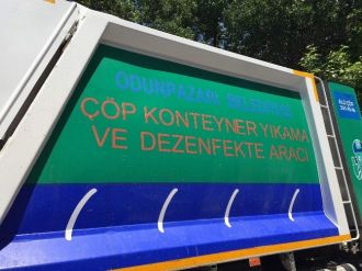Konteynerler Temizleniyor