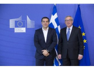 Yunanistan Başbakanı Çipras Son Görüşmeler İçin Ab Kapısında
