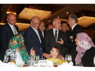 Protokol, Şehit Yakınları Ve Gaziler İle İftarda Buluştu