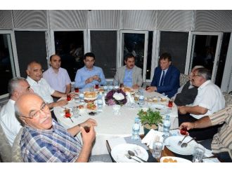 Başkan Eser’den İftar Yemeği