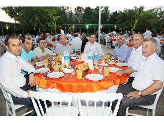 Torbalı’da Birlik Ve Beraberlik İftarı