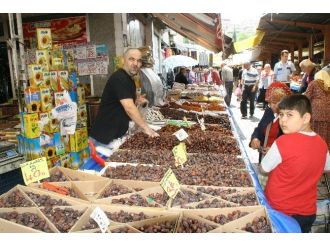 Devrek Pazarında Ramazan Ayı Bereketi