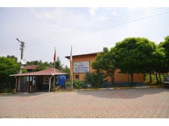 Kartepe Belediyesi Öğrenci Yurdunu Kiraya Verecek