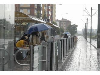 Eskişehir Yağmura Teslim Oldu