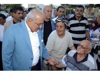 Büyükşehir Belediyesi Anamur’da İftar Yemeği Verdi